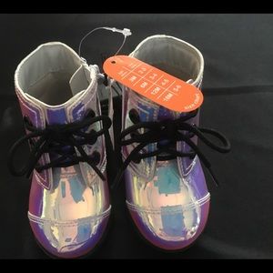 NWT Wonder Nation Size 4 Baby Boots